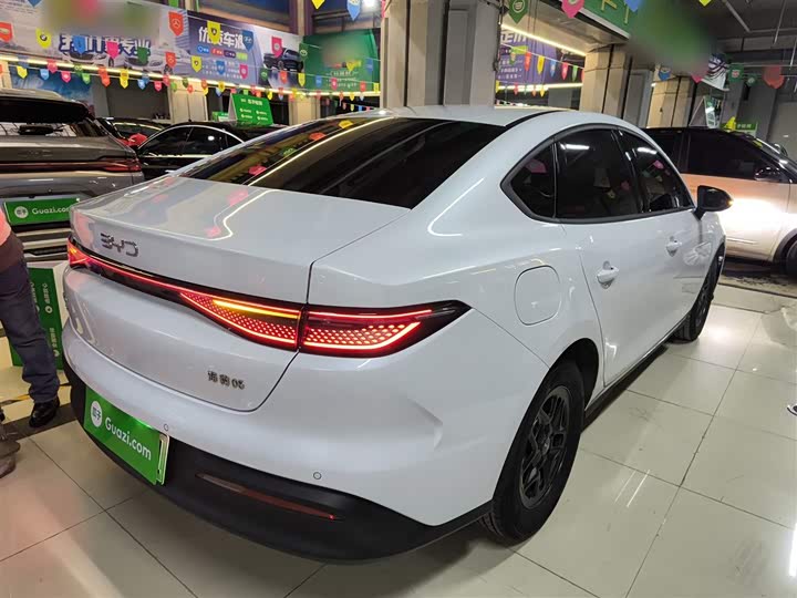 BYD Seal 05 DM-i Hybrid 2025 2025款 DM-i 智驾版 55KM豪华型
