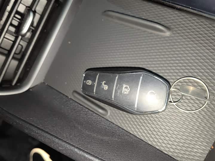 BYD Seal 05 DM-i Hybrid 2025 2025款 DM-i 智驾版 55KM豪华型