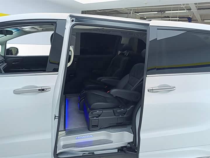 Honda Odyssey 2024 2024款 2.0L e:HEV 锐·耀享版