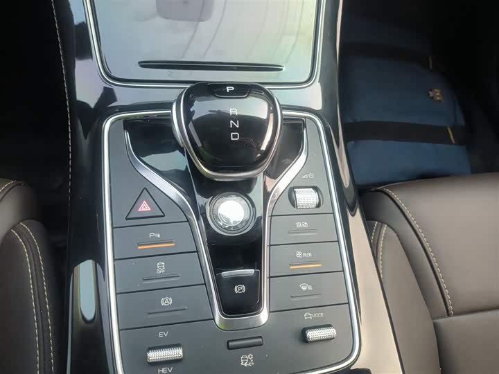 BYD Song Max Hybrid 2022 2022款 DM-i 105KM 尊荣型