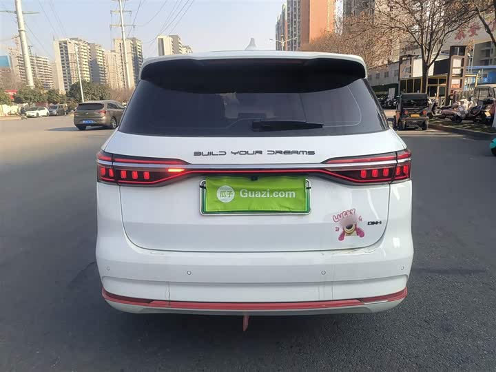 BYD Song Max Hybrid 2022 2022款 DM-i 105KM 尊荣型