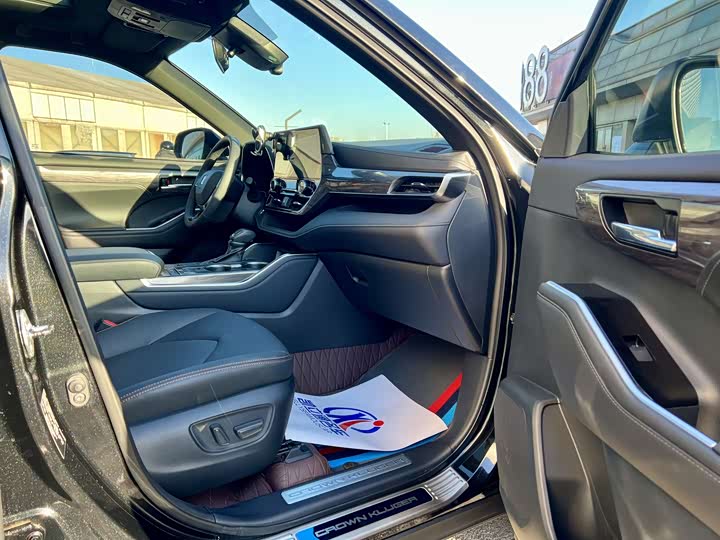 Toyota Crown Kluger 2024 2024款 2.5L HEV四驱尊贵版