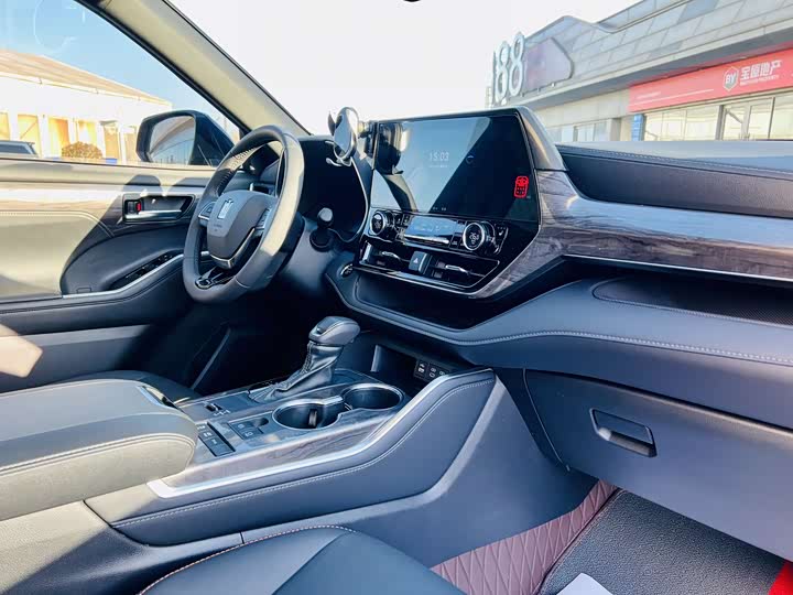 Toyota Crown Kluger 2024 2024款 2.5L HEV四驱尊贵版