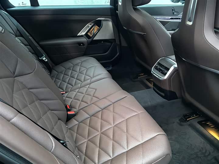 BMW 7 Series 2023 2023款 735Li M运动套装