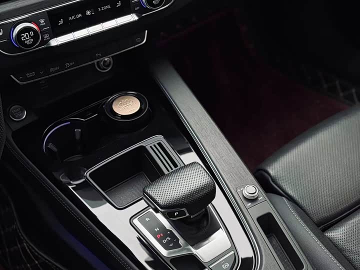 Audi A4L 2024 2024款 40 TFSI 豪华动感型