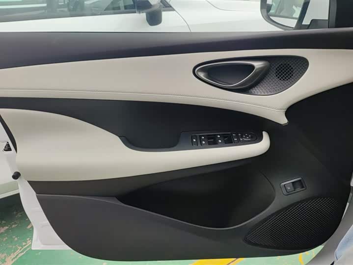 BYD Seal 05 DM-i Hybrid 2025 2025款 DM-i 智驾版 55KM豪华型