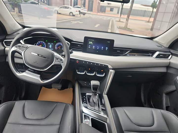 Beijing X3 2021 2021款 1.5T CVT荣耀版