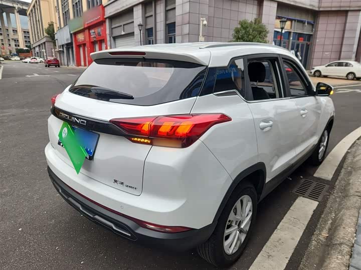 Beijing X3 2021 2021款 1.5T CVT荣耀版