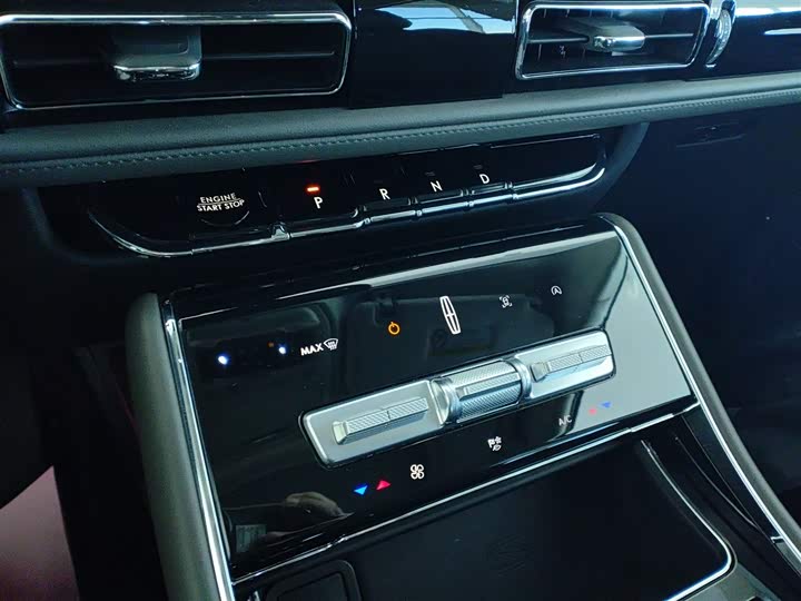 Lincoln Aviator 2024 2024款 3.0T V6 四驱奢雅版 六座