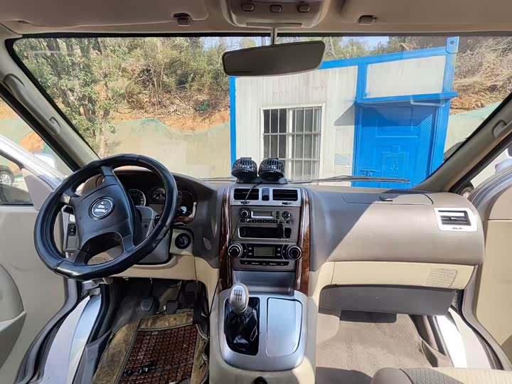 Foton G5 2022 2022款 2.0T柴油商旅版客车7/9座4F20TC3