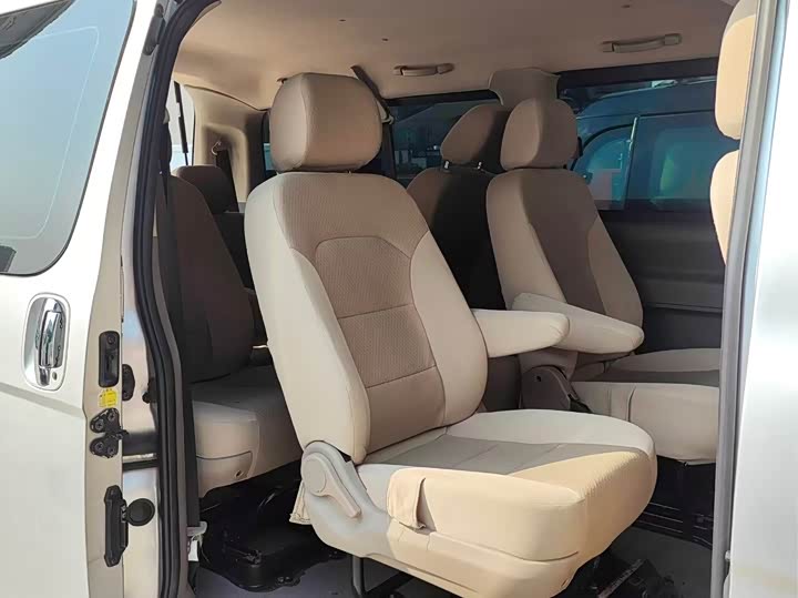 Foton G5 2022 2022款 2.0T柴油商旅版客车7/9座4F20TC3