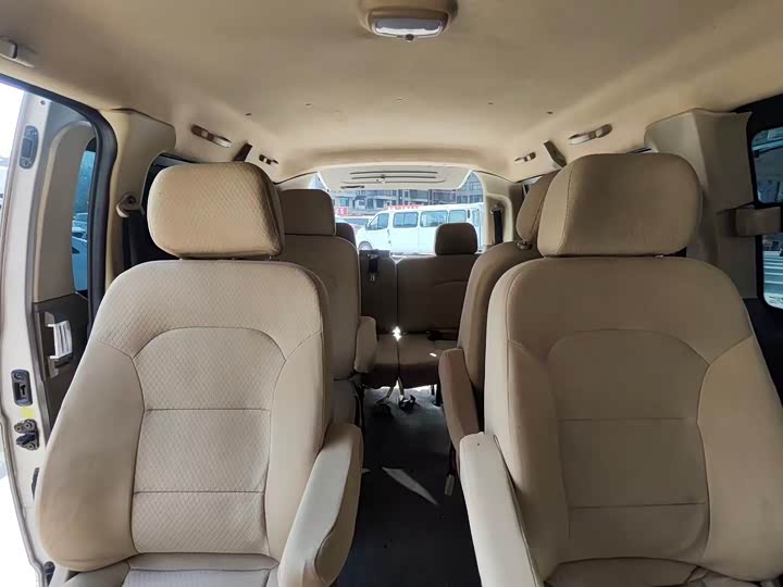 Foton G5 2022 2022款 2.0T柴油商旅版客车7/9座4F20TC3