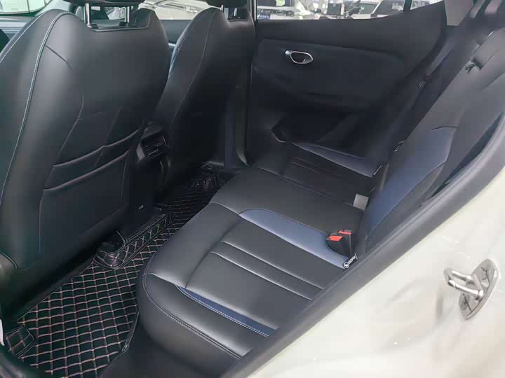 GAC Trumpchi GS3 2023 2023款 影速 270T 劲智版