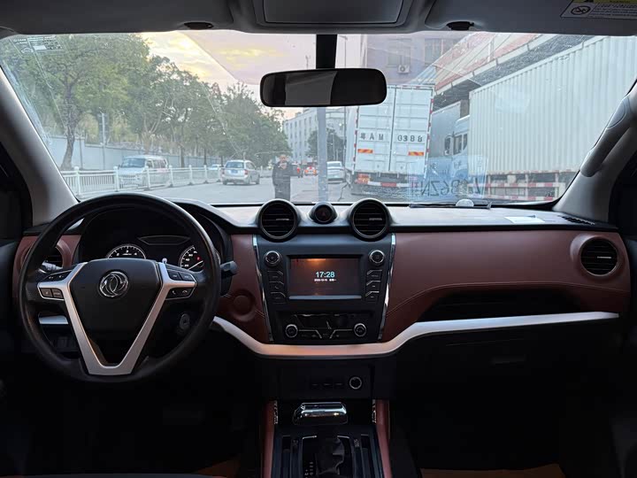 Dongfeng Rich 6 2021 2021款 2.3T自动两驱柴油豪华型M9T