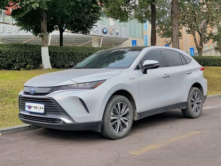 Toyota Harrier 2023 2023款 双擎 2.5L CVT四驱豪华版