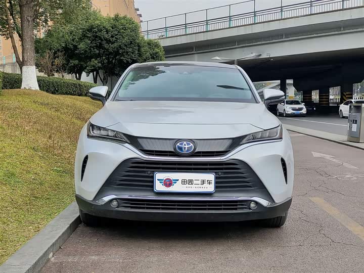 Toyota Harrier 2023 2023款 双擎 2.5L CVT四驱豪华版