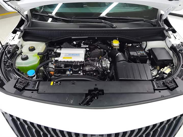 GAC Trumpchi GS3 2023 2023款 影速 270T 劲享版