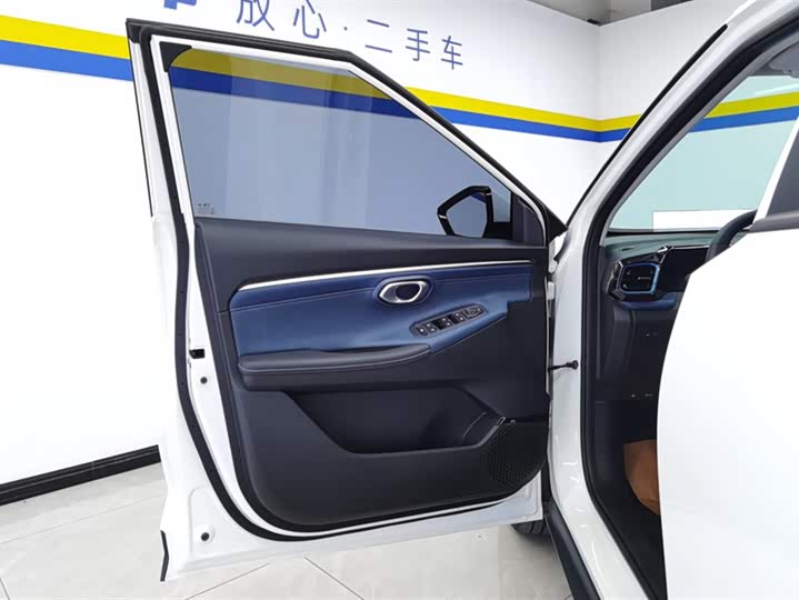 GAC Trumpchi GS3 2023 2023款 影速 270T 劲享版