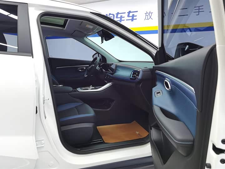 GAC Trumpchi GS3 2023 2023款 影速 270T 劲享版