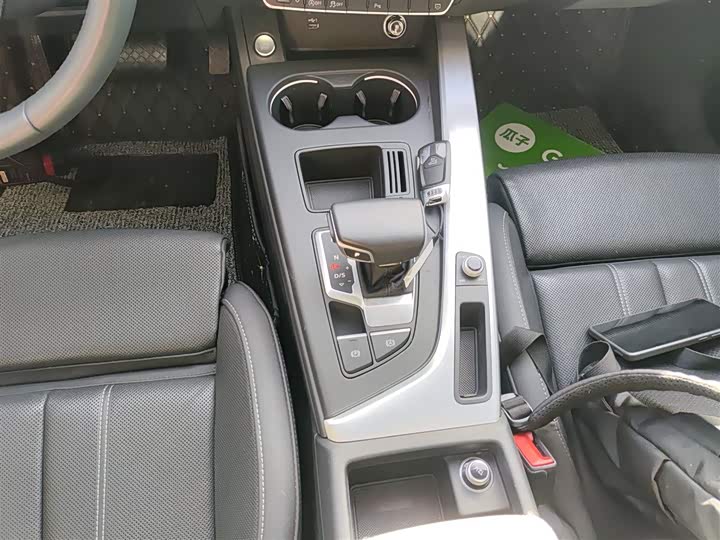 Audi A4L 2024 2024款 40 TFSI 时尚动感型