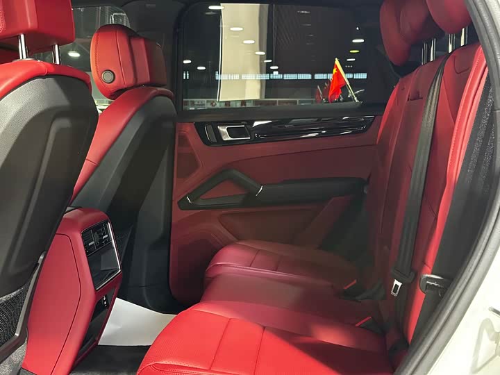 Porsche Cayenne Hybrid 2023 2023款 Cayenne E-Hybrid 2.0T