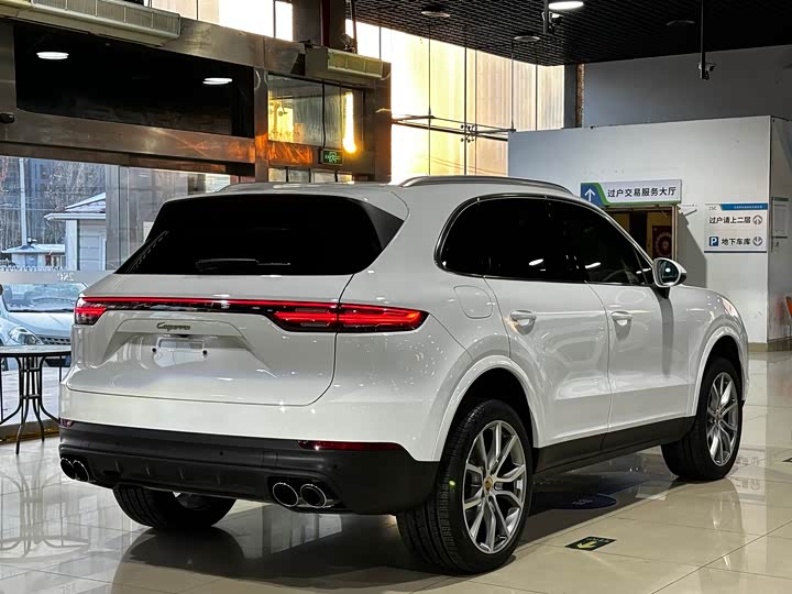 Porsche Cayenne Hybrid 2023 2023款 Cayenne E-Hybrid 2.0T
