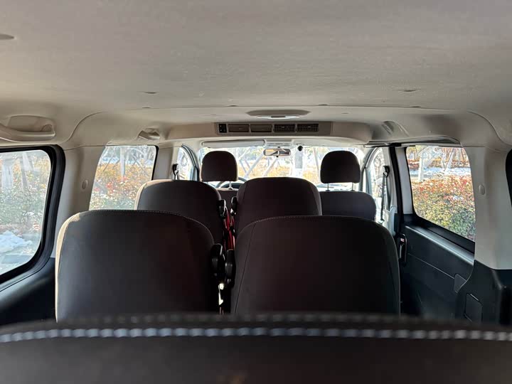 JAC Refine M3 2019 2019款 PLUS 创客版 1.8L 豪华智能型 9座