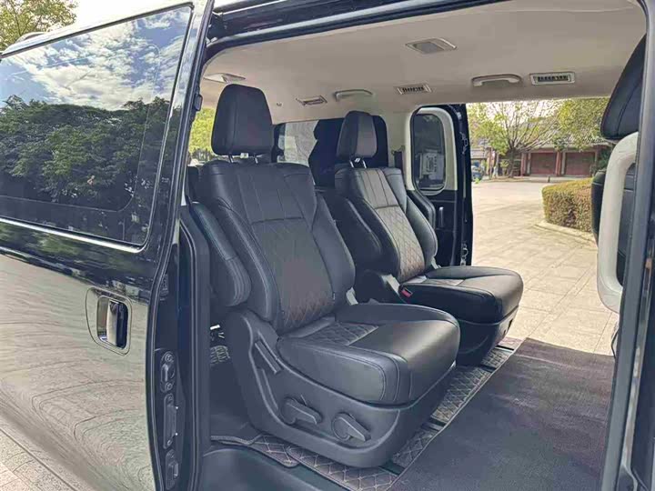 Dongfeng Forthing M7 2021 2021款 1.8T 手动豪华型