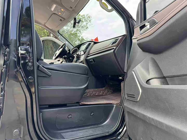 Dongfeng Forthing M7 2021 2021款 1.8T 手动豪华型