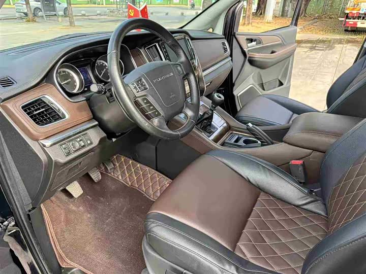 Dongfeng Forthing M7 2021 2021款 1.8T 手动豪华型