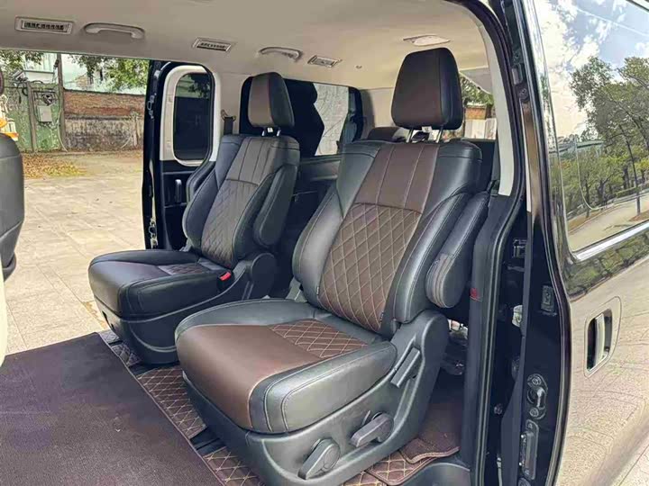 Dongfeng Forthing M7 2021 2021款 1.8T 手动豪华型