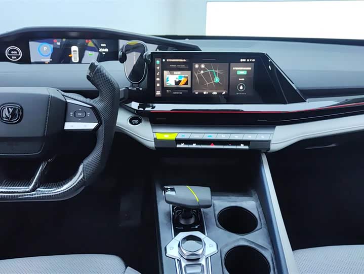 Changan UNI-V Hybrid 2023 2023款 智电iDD 1.5T 113km智酷型