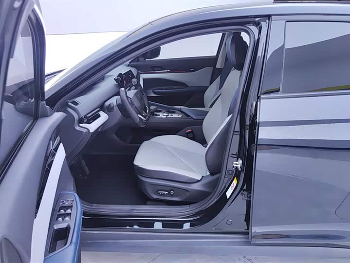 Changan UNI-V Hybrid 2023 2023款 智电iDD 1.5T 113km智酷型