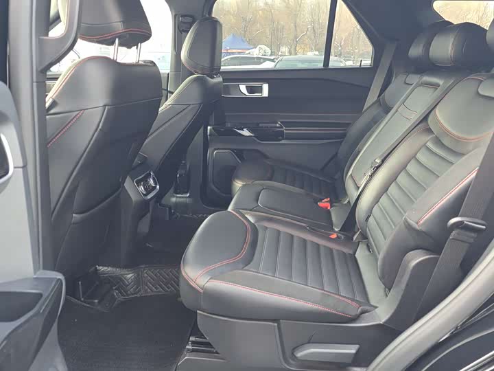 Ford Explorer 2023 2023款 EcoBoost 285 四驱钛金版 7座