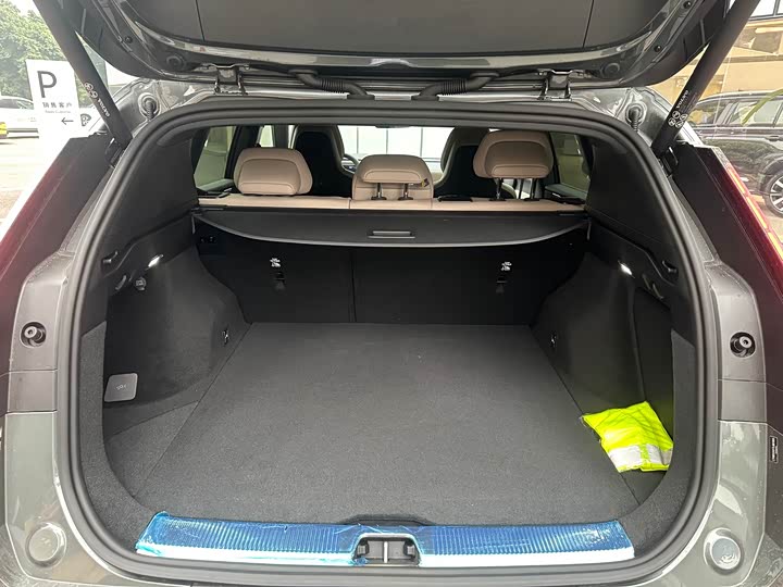 Volvo XC70 Hybrid 2026 2026款 四驱超长续航Ultra