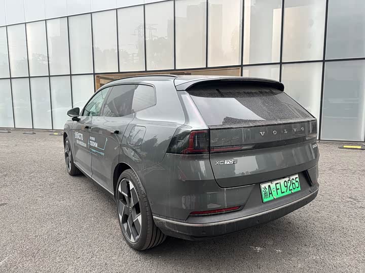 Volvo XC70 Hybrid 2026 2026款 四驱超长续航Ultra