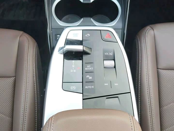 BMW iX1 2023 2023款 xDrive30L X设计套装