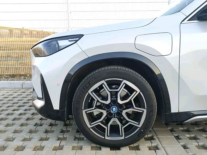 BMW iX1 2023 2023款 xDrive30L X设计套装