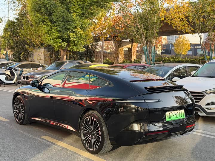 Avatr 12 2025 2025款 Ultra增程版