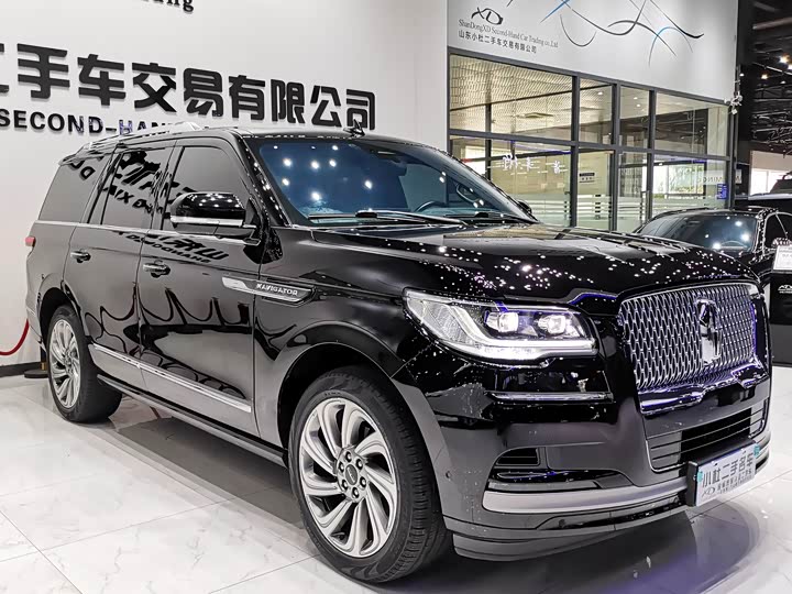 Lincoln Navigator 2022 2022款 3.5T 尊耀版