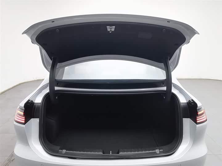 Geely Galaxy A7 2025 2025款 EM-i 70km 豪享版