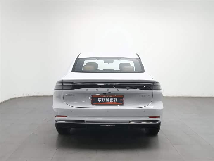 Geely Galaxy A7 2025 2025款 EM-i 70km 豪享版