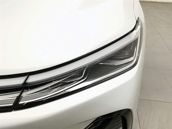 Geely Galaxy A7 2025 2025款 EM-i 70km 豪享版