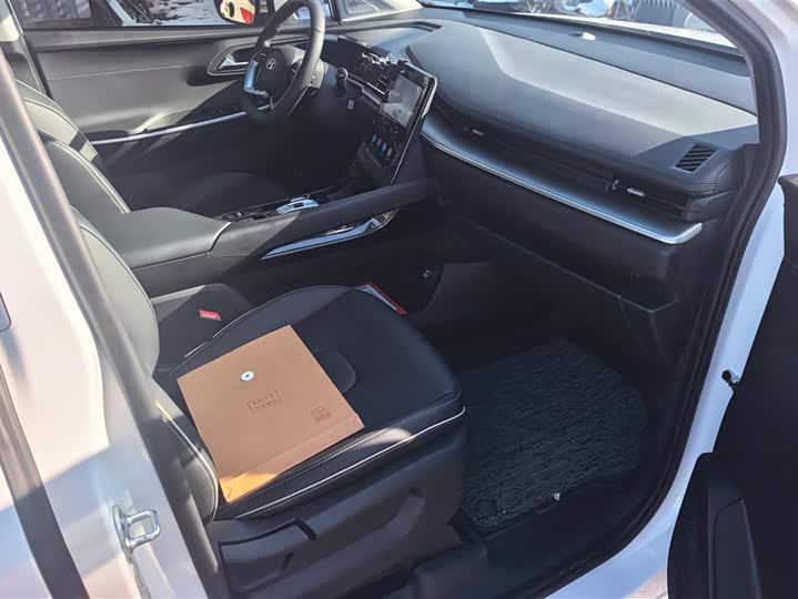 Hyundai Custo 2024 2024款 270TGDi LUX 尊贵版