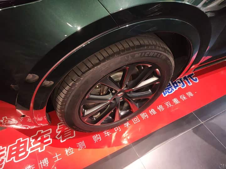 LiXiang One 2021 2021款 增程6座版