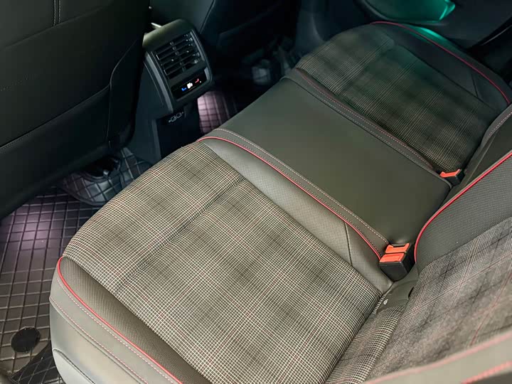 Volkswagen Golf GTI 2021 2021款 改款 380TSI DSG GTI