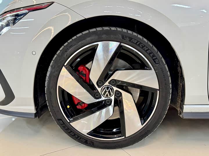 Volkswagen Golf GTI 2021 2021款 改款 380TSI DSG GTI