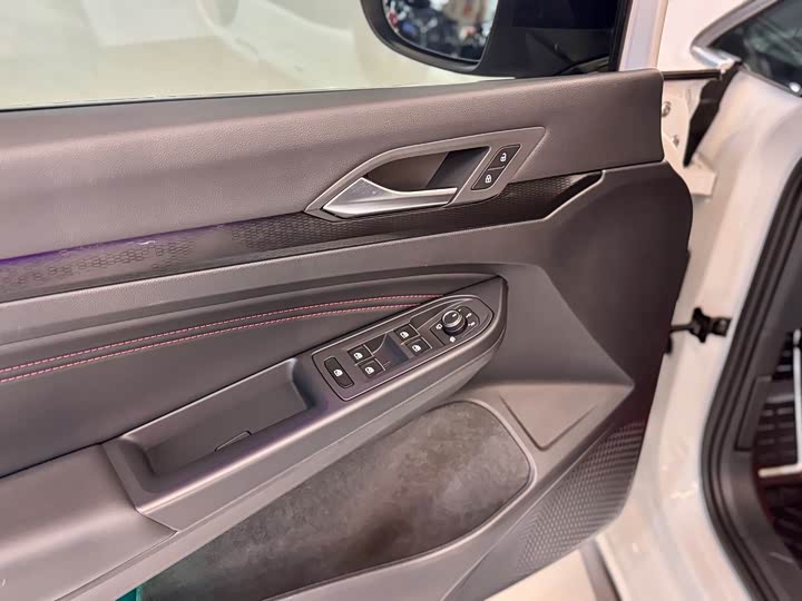 Volkswagen Golf GTI 2021 2021款 改款 380TSI DSG GTI