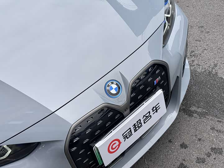 2023 BMW i4