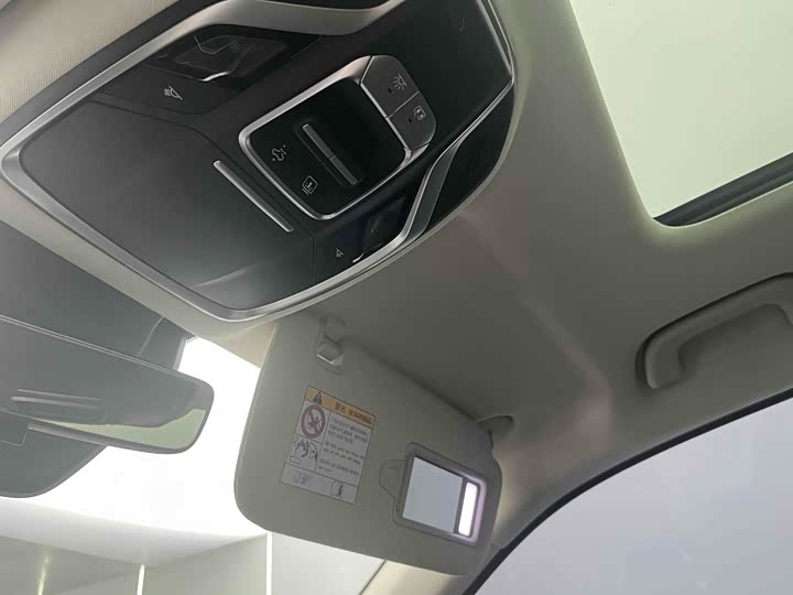 Geely Tugella S 2021 2021款 2.0TD DCT两驱闪电版